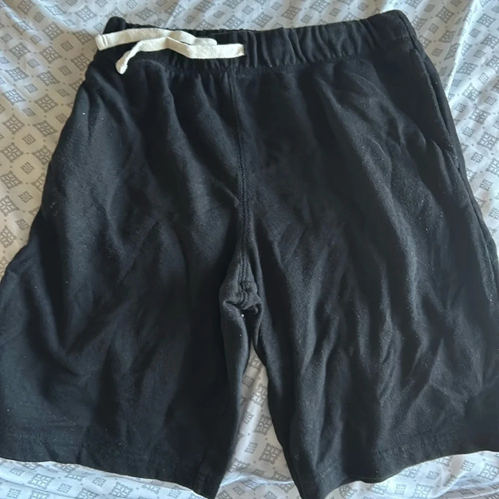 The Children’s Place Black Boys Shorts - XL
